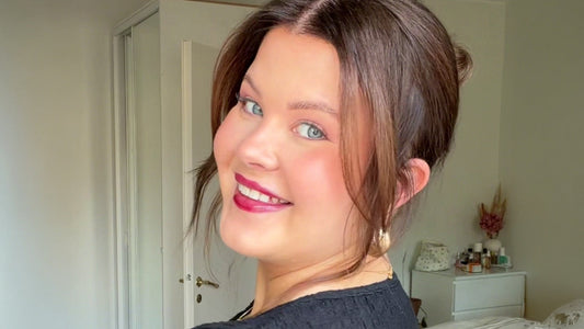 Juhlakauden tyylikäs kampaus: French twist